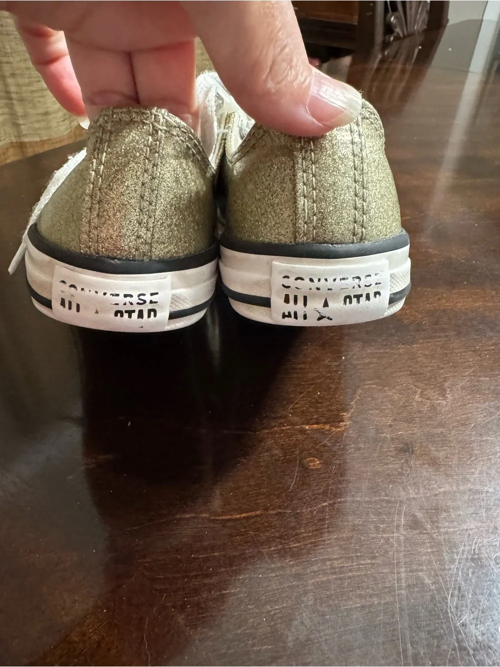 Converse youth low